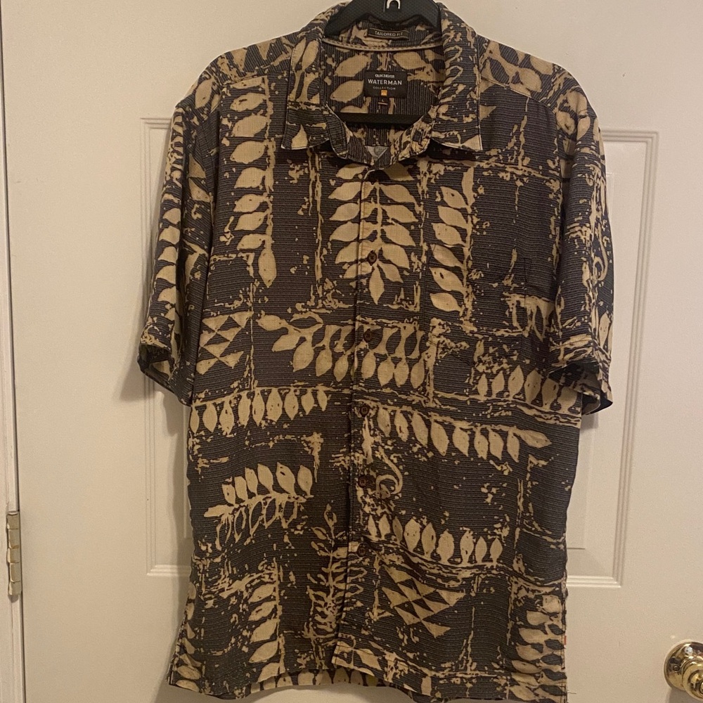 Y2K Quiksilver Waterman Black and Cream Shirt